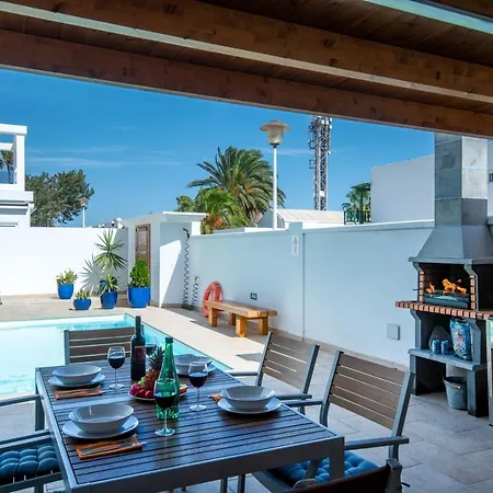 Amaru Villa Puerto del Carmen  Exterior photo